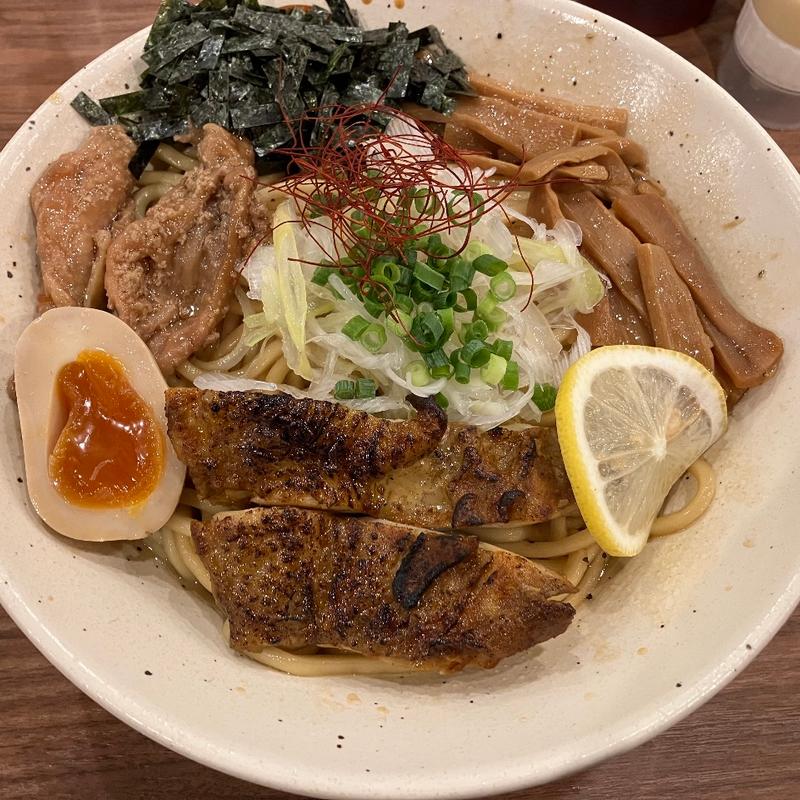 タンドリーチキンまぜそば (限定)(らーめんかいじ 愛宕橋店)