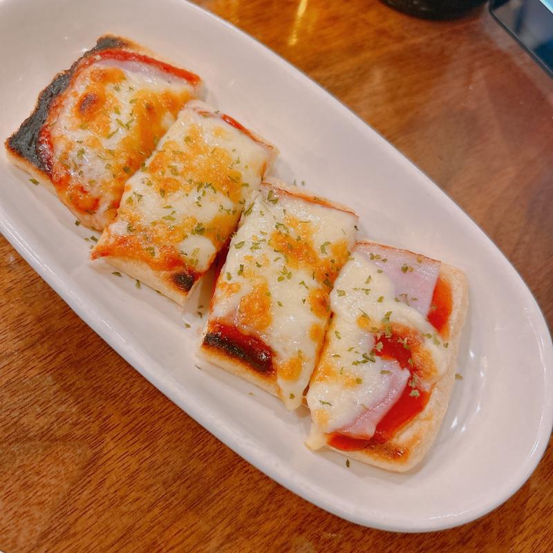 おあげピザ(立ち飲みBond)