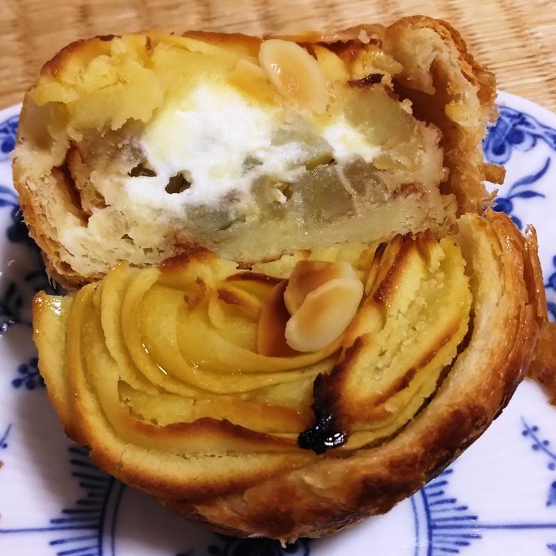 3層仕立てのさつまいもデニッシュ(アンデルセン アトレ川崎店)