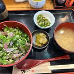 アジたたき丼