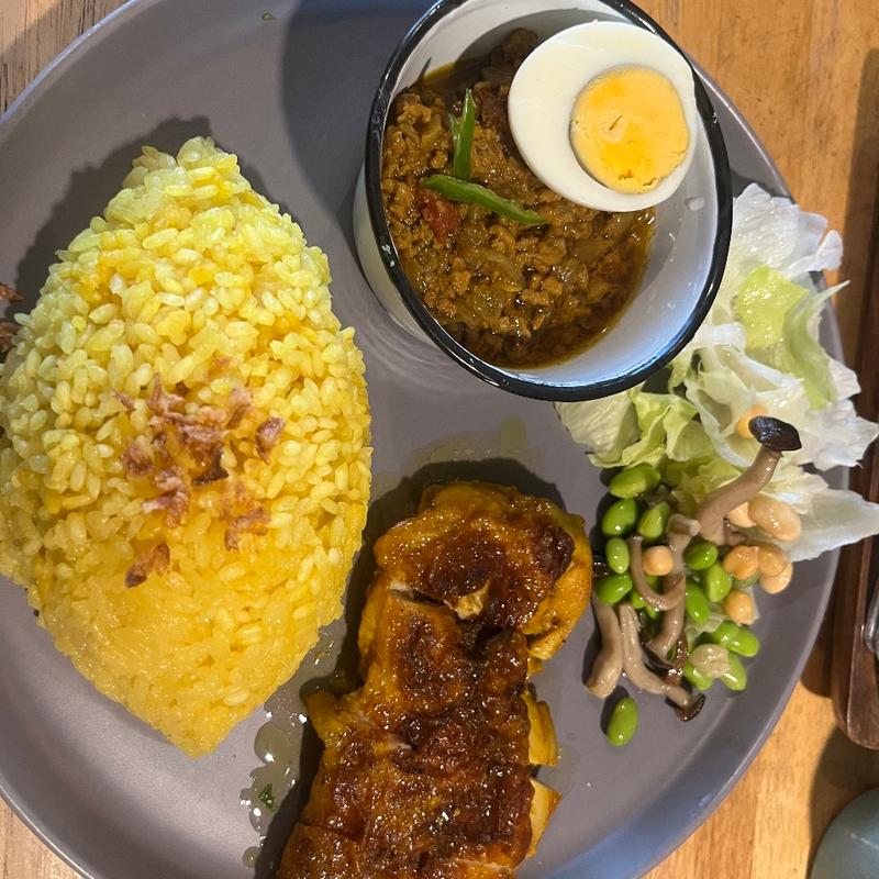 タンドリーチキンセット（キーマカレー）(ネパールカレー奈央屋)