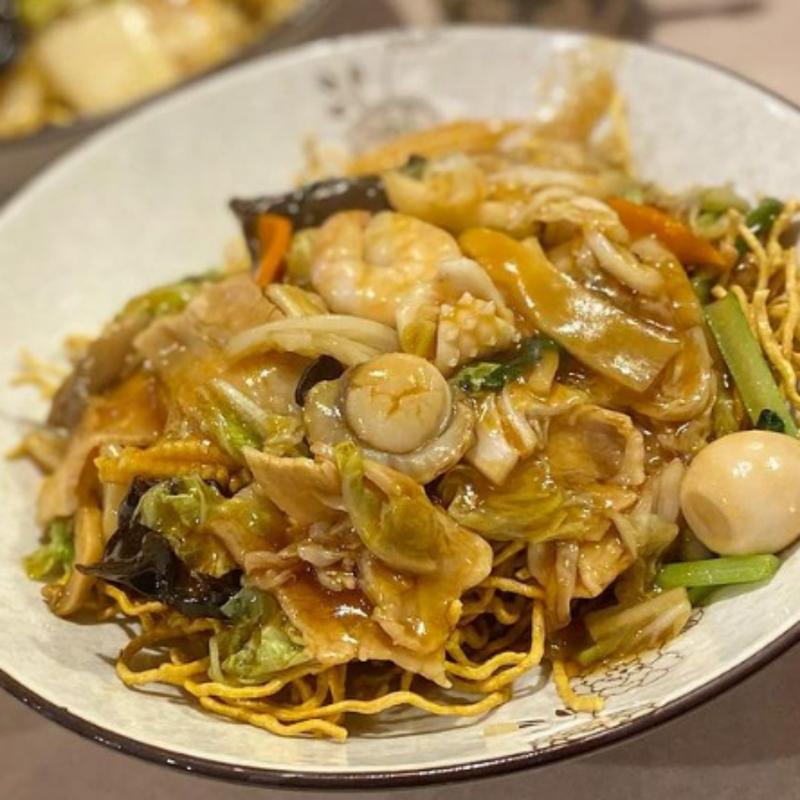 五目あんかけ堅焼きそば(青山餃子房 笹塚店)