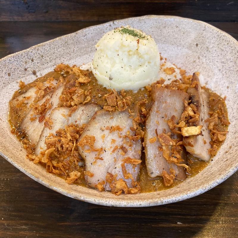 自家燻製豚のカレー(燻製カレー池田本店)