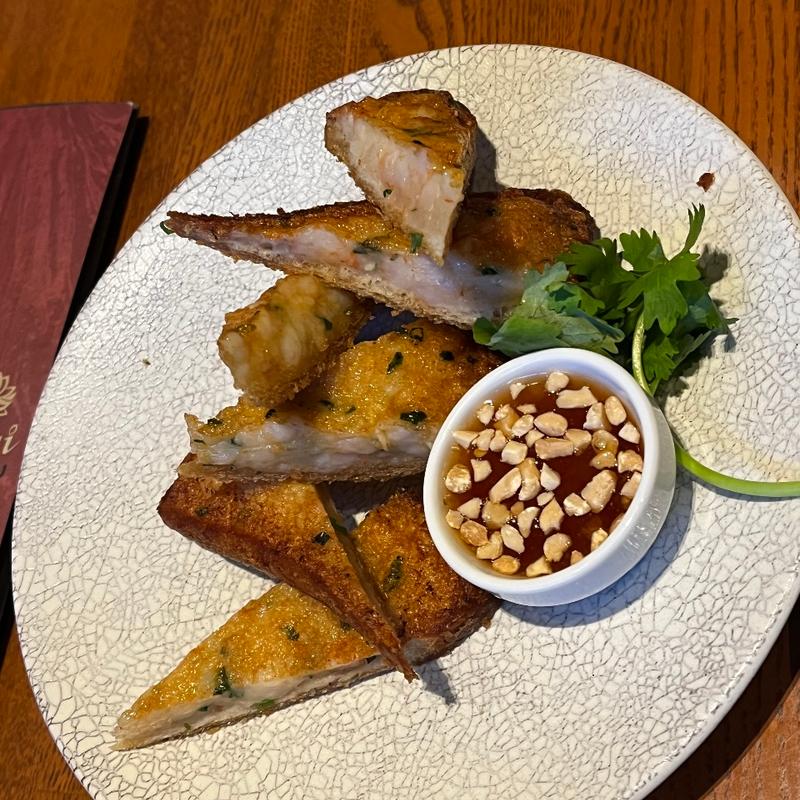 海老トースト(アジアンビストロDai 駒沢店)