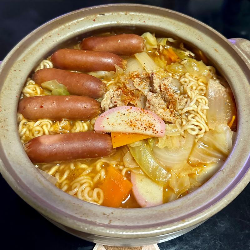 チゲ味噌煮込みラーメン(オーケー 八千代緑が丘店)