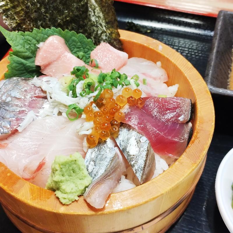 大漁海鮮丼(天神 大晴海)