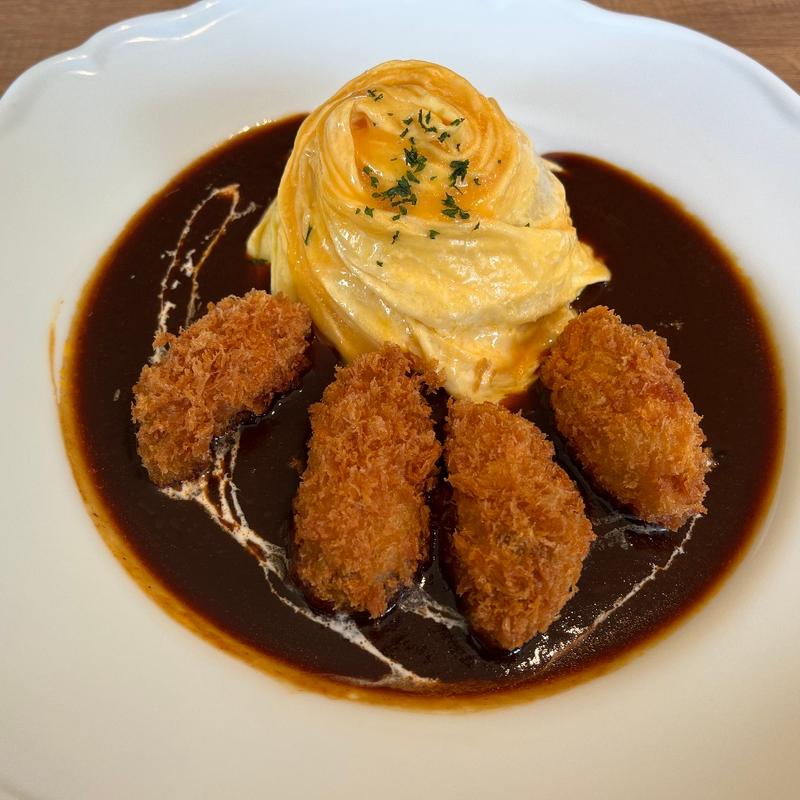 広島産カキフライデミグラスオムライス(3 Little Eggs 町田東急ツインズ店)
