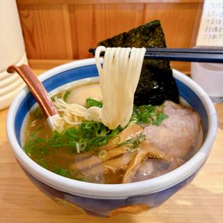 しお玉らーめん(ラーメンとうかんや)