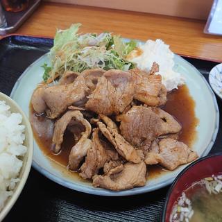 肉増し生姜焼き定食＋大盛(日本一食堂)