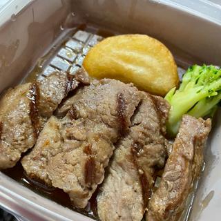 ステーキ丼(土山サービスエリア（上下線）スナックコーナー )