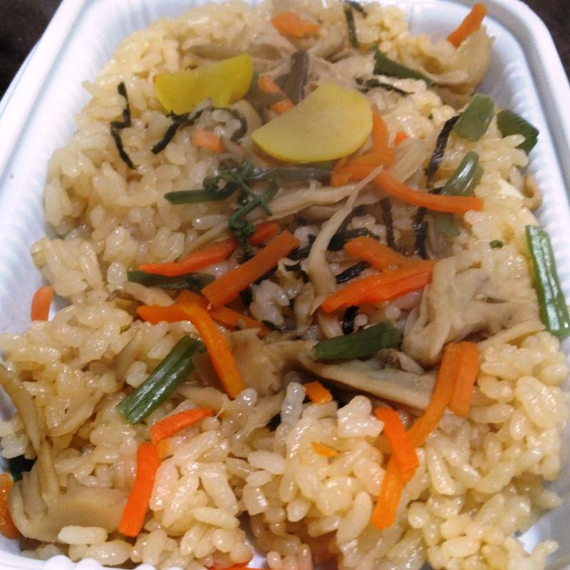 ちょいめし 舞茸栗ごはん(イオンエクスプレス 仙台北目町店)