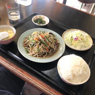 ニラレバ定食(長城飯店 町田店)