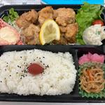 唐揚げ弁当(肉屋半七)