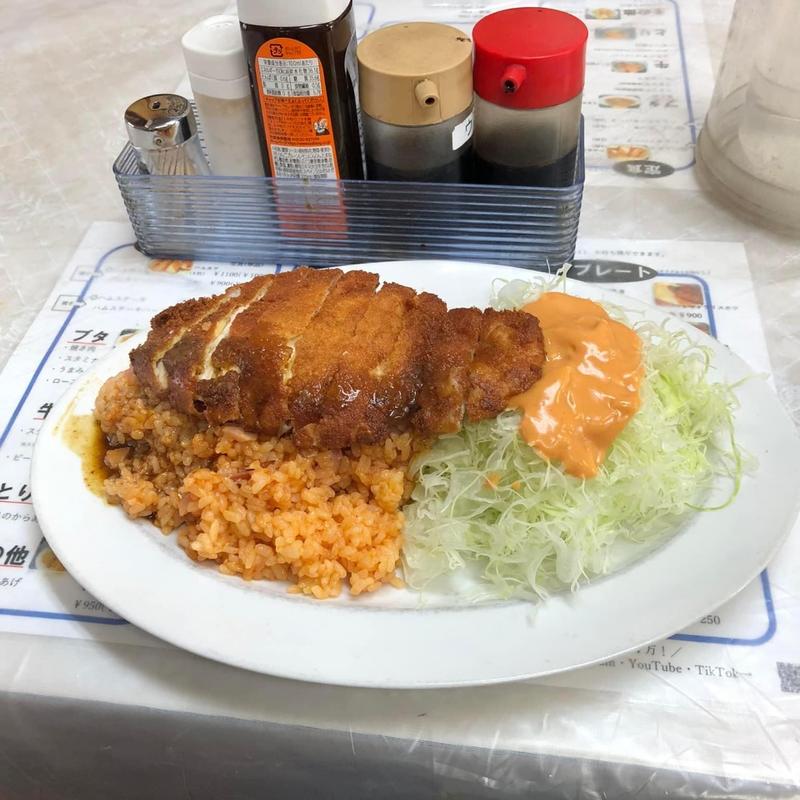 トマトライスカツ(レストランばーく )