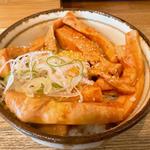豚ヒレ肉のユッケ飯(自家製麺 純)