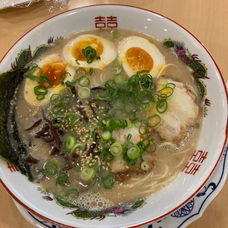 煮玉子ラーメン(壱番亭)