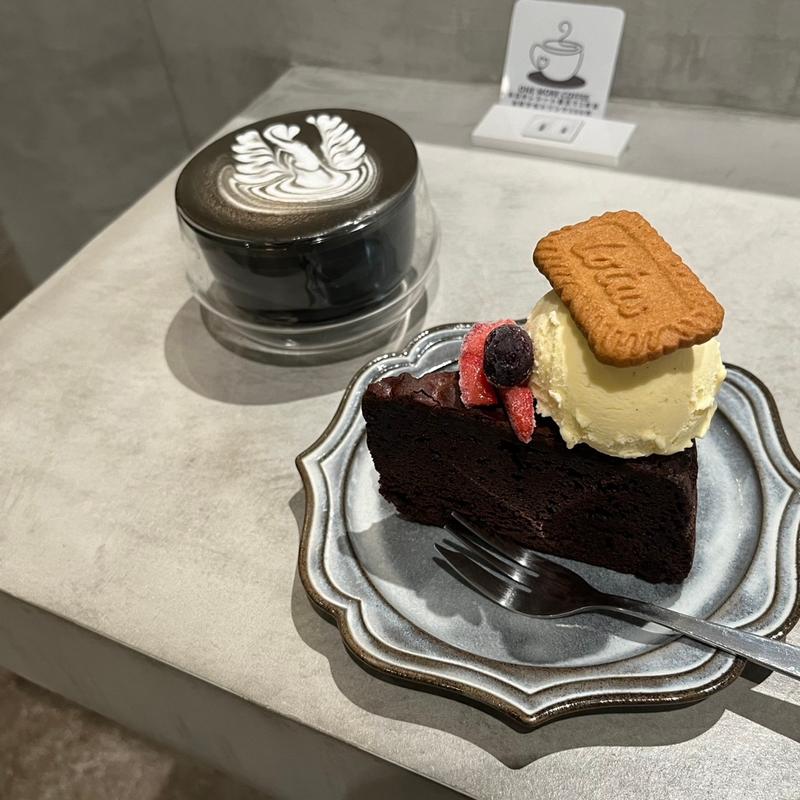 ガトーショコラ(hiff cafe shibakoen)