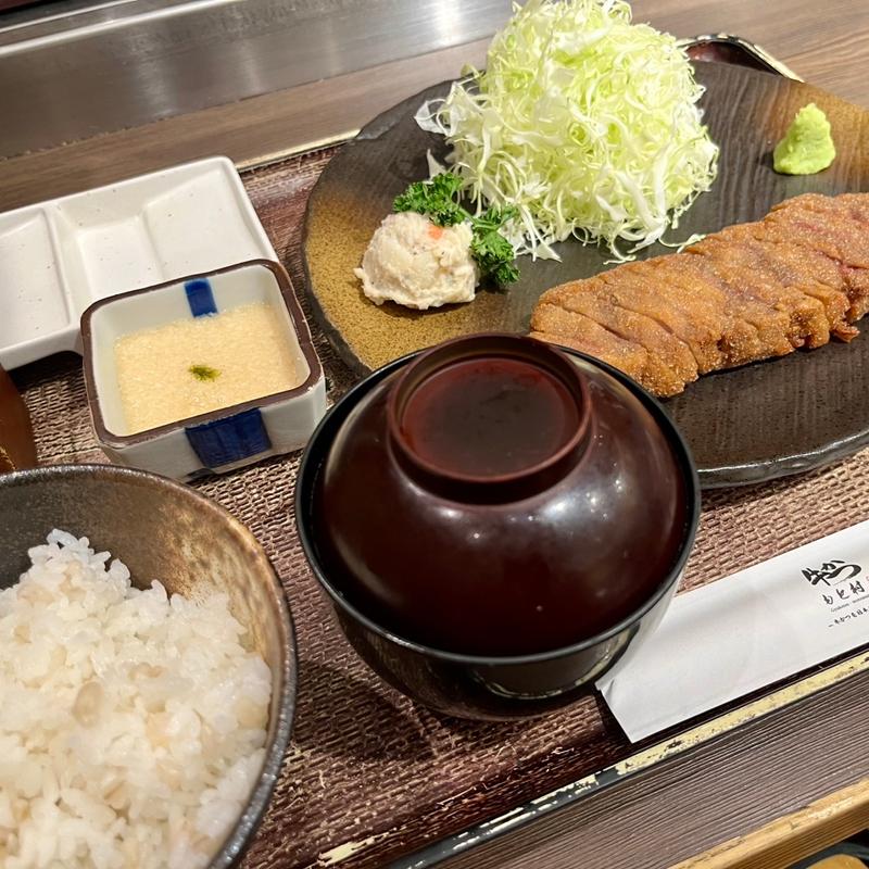 牛カツ麦飯とろろセット(牛かつもと村 コレド室町店)