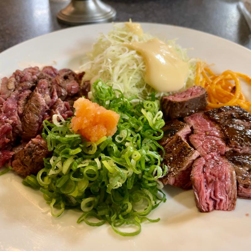 牛焼きタタキ&ビーフ(ステーキハウス トライ)