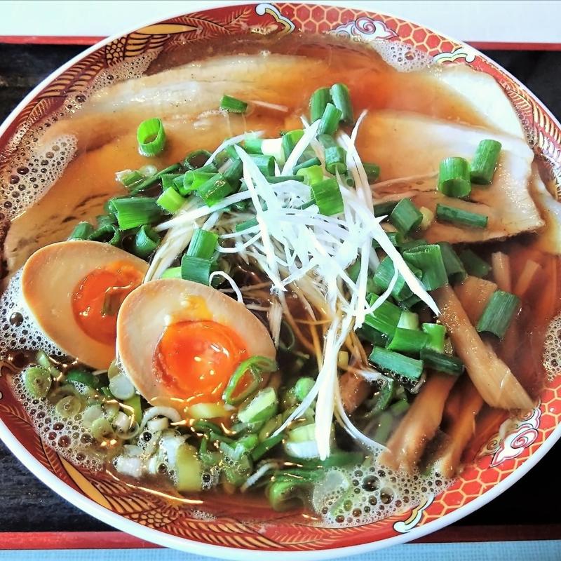 あご煮干しだし 醤油らーめん 味玉(魚ぶし屋 )