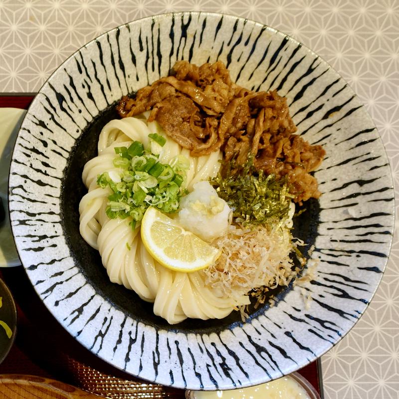 肉玉ぶっかけ(万空うどん田舎っ子)