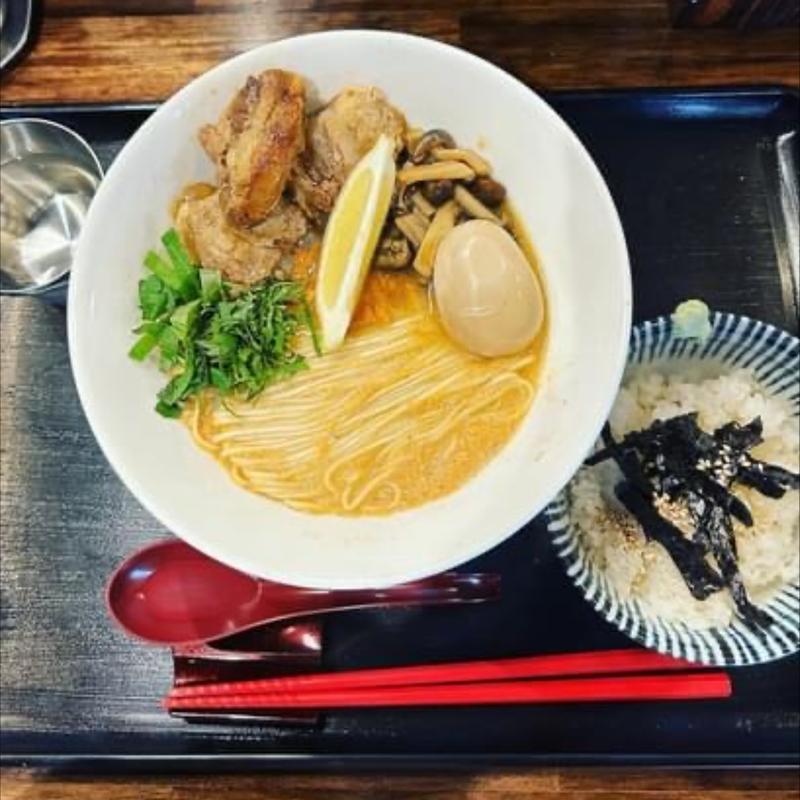 秋の鮭そば 〆ご飯付き(中華蕎麦 しげ田)