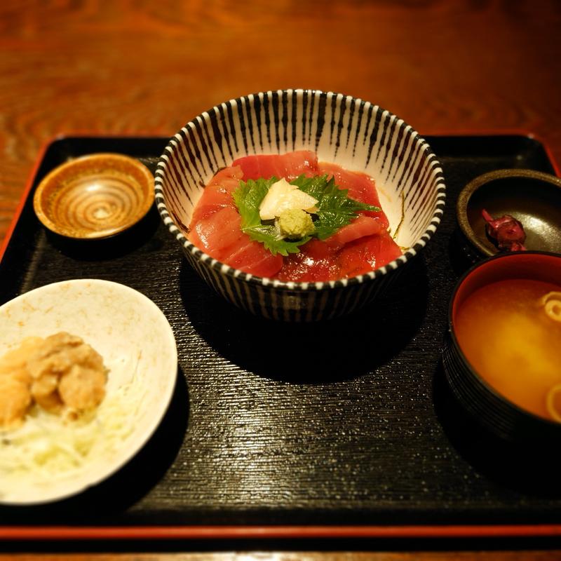 天然まぐろ漬け丼(和食 兼蔵)