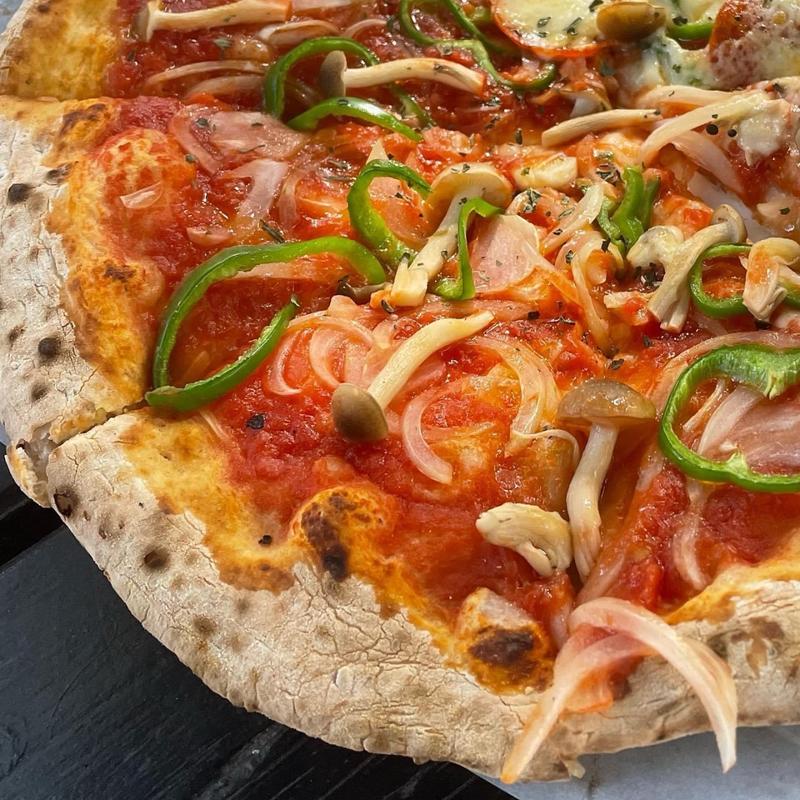 プラントベースピザ(パン・ド・カンパーニュ （Ｌｉｖｅ-Ｏａｋ）)