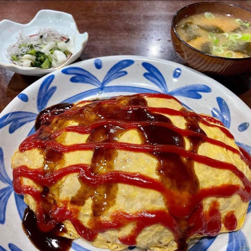 モーニングオムライス 大盛(こふく)