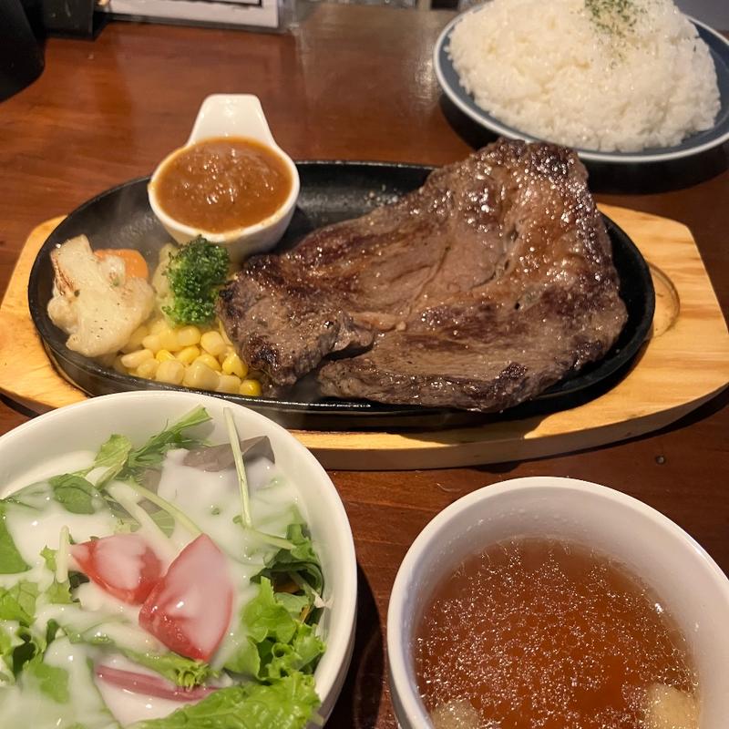 裏横ステーキ200g(The World Kitchen（ザ・ワールドキッチン）)