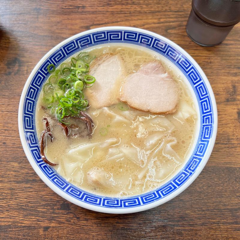 ワンタンメン(並)(純とんこつ 無双ラーメン)