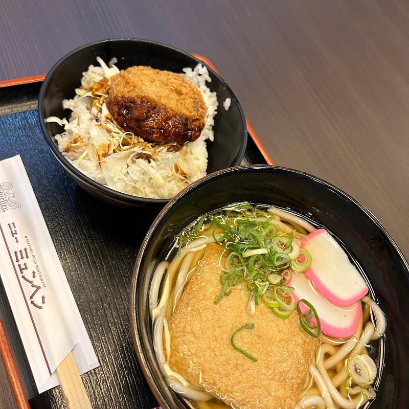 ランチ　うどんセット(ニューミュンヘン インテックス大阪店)