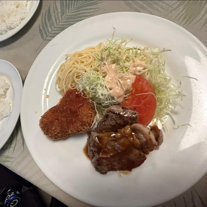 ランチ　牛ステーキ&エビクリームコロッケ(ステーキ スエヒロ 梅田)