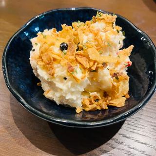 ポテトサラダ赤（柚子胡椒七味）(呑喰らい)