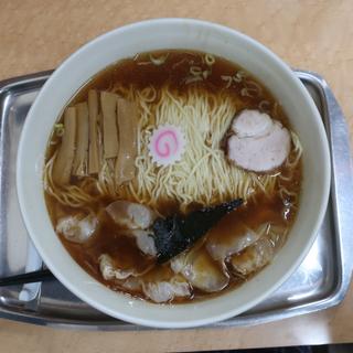 ワンタン麺(大勝軒 )