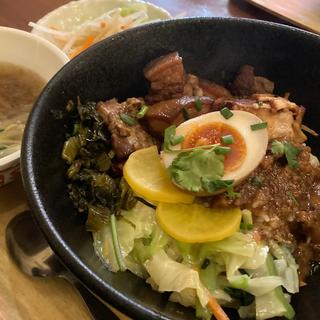 魯肉飯セット(本格的な台湾夜市料理 台南担仔麺 （タイナンターミー）)