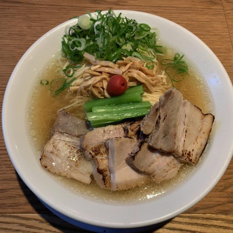 炙りチャーシュー 濃厚塩らぁ麺(らぁ麺 善治 ｰZENJIｰ 赤羽店)