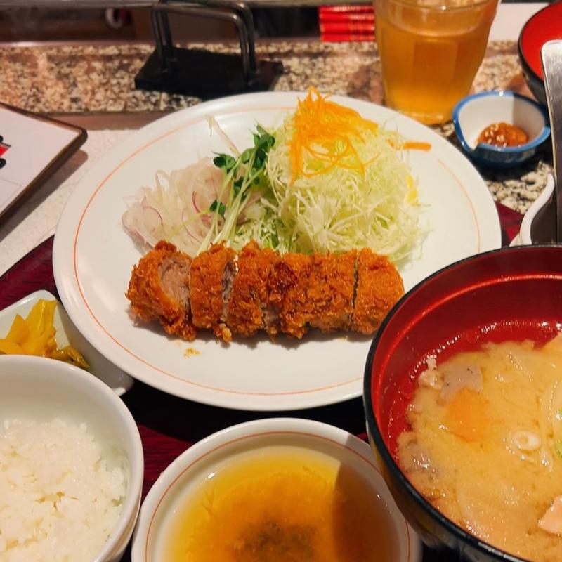 黒豚しゃぶかつセット(遊食豚彩いちにいさん日比谷店)