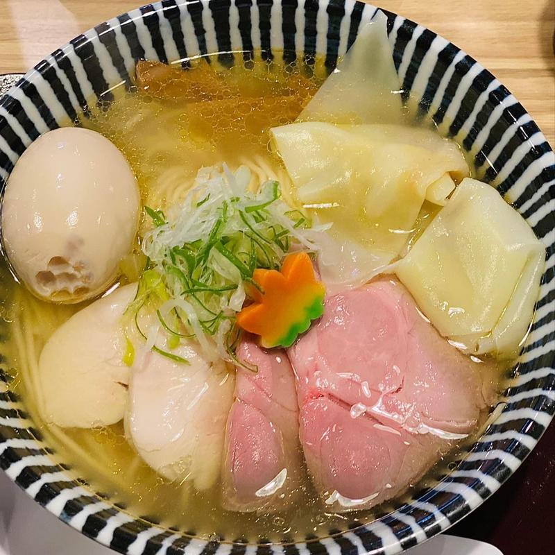 鯛ダシ塩そば(らぁ麺 おかむら)