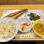 監獄食b ほっけ