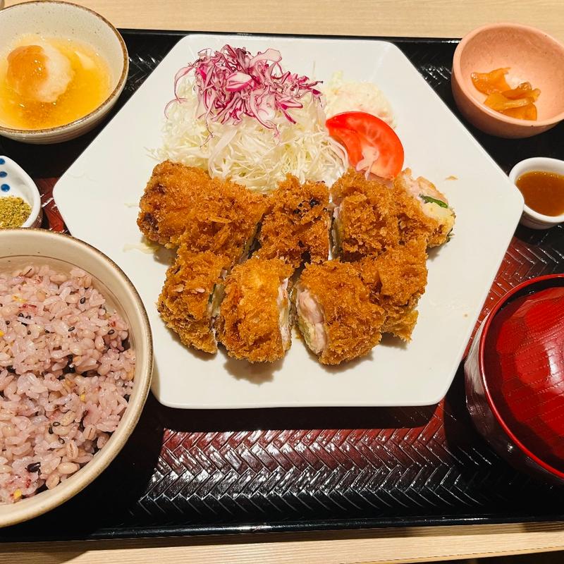 (大戸屋ごはん処 調布南口店)