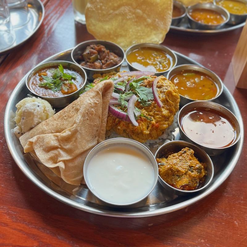 マサラダイナーミールス（エッグカラッキ付き）(エリックサウスマサラダイナー)