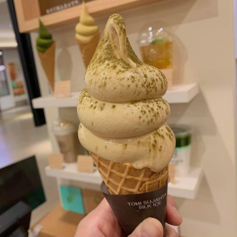 ほうじ茶ソフトクリーム(妙香園 TEA STORE)