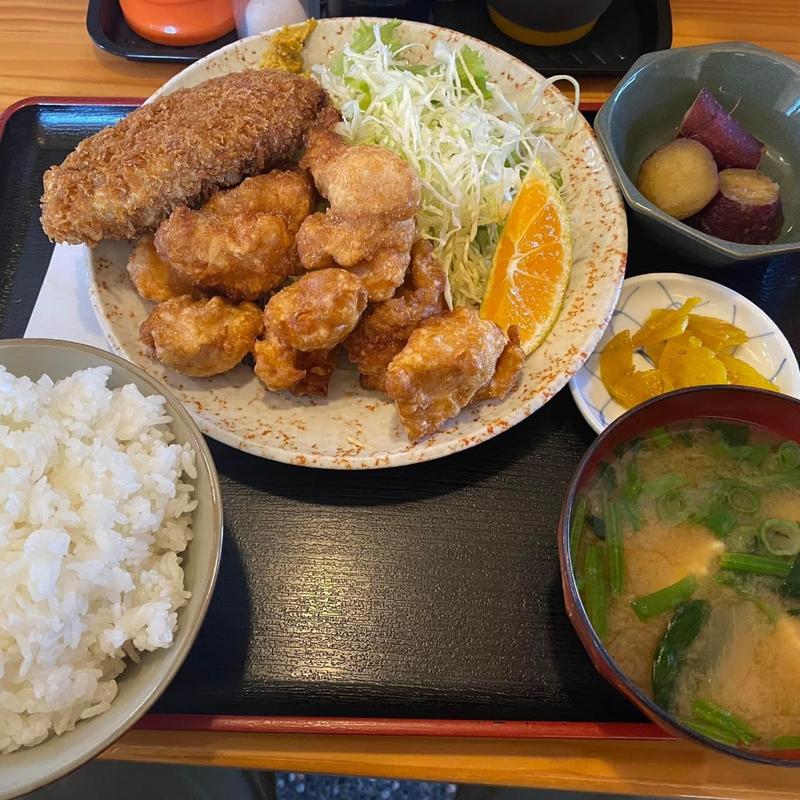 ミックスフライ定食(飯野屋 （いいのや）)