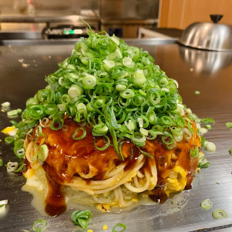 みかづきスペシャル(広島お好み焼 鉄板焼き みかづき )