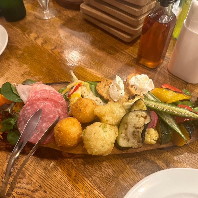 前菜盛り合わせ(PIZZERIA LEON)