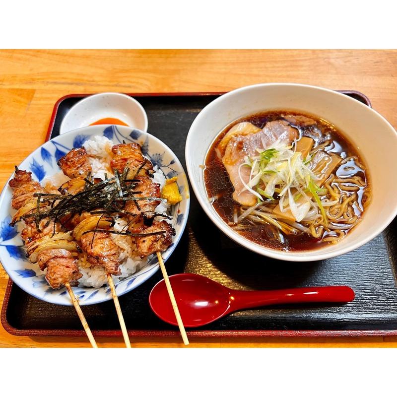 ハーフ醤油ラーメン+ミニ小舟やきとり丼(小舟 )