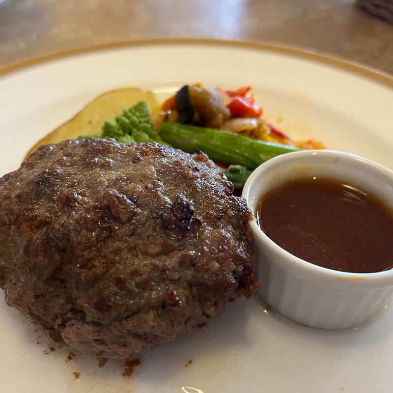 (レストラン メープル)