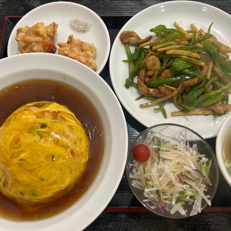 青椒肉絲セット(ライスを天津飯に変更)(中華料理 豚珍寛)