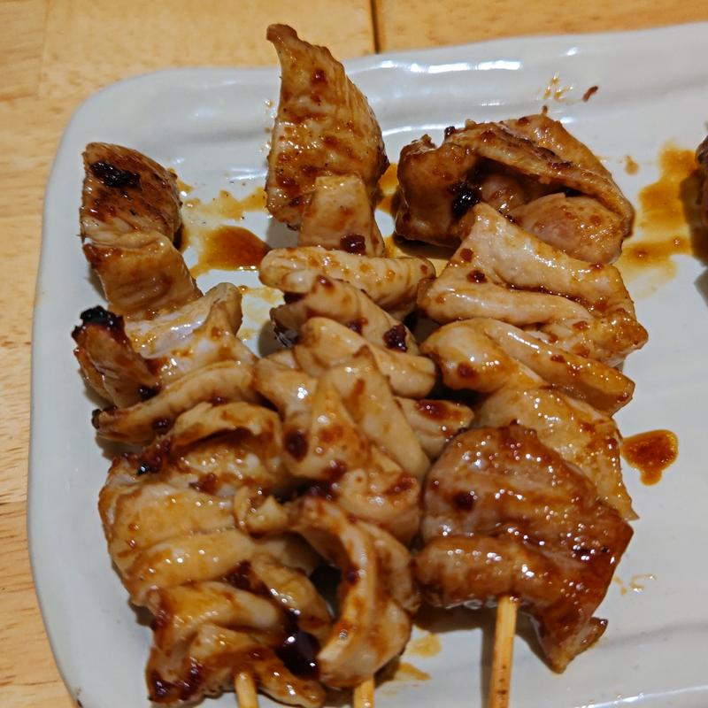 シロ(もつ焼き串焼き 肉の佐藤 藤沢店)